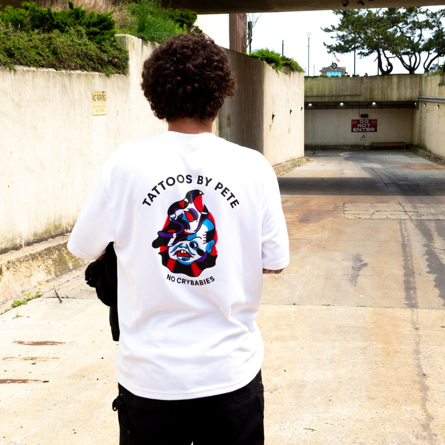 NO CRY BABIES OVERSIZED TEE